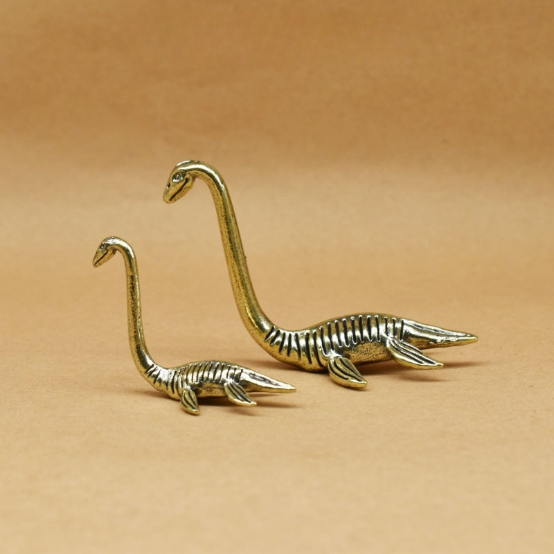 Loch Ness Monster Creature Bra - Vintage Collectible Ornaments ulasan dan harga
