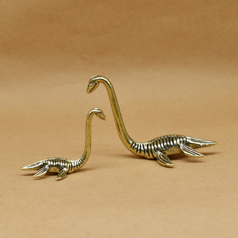Loch Ness Monster Creature Bra - Vintage Collectible Ornaments ulasan dan harga